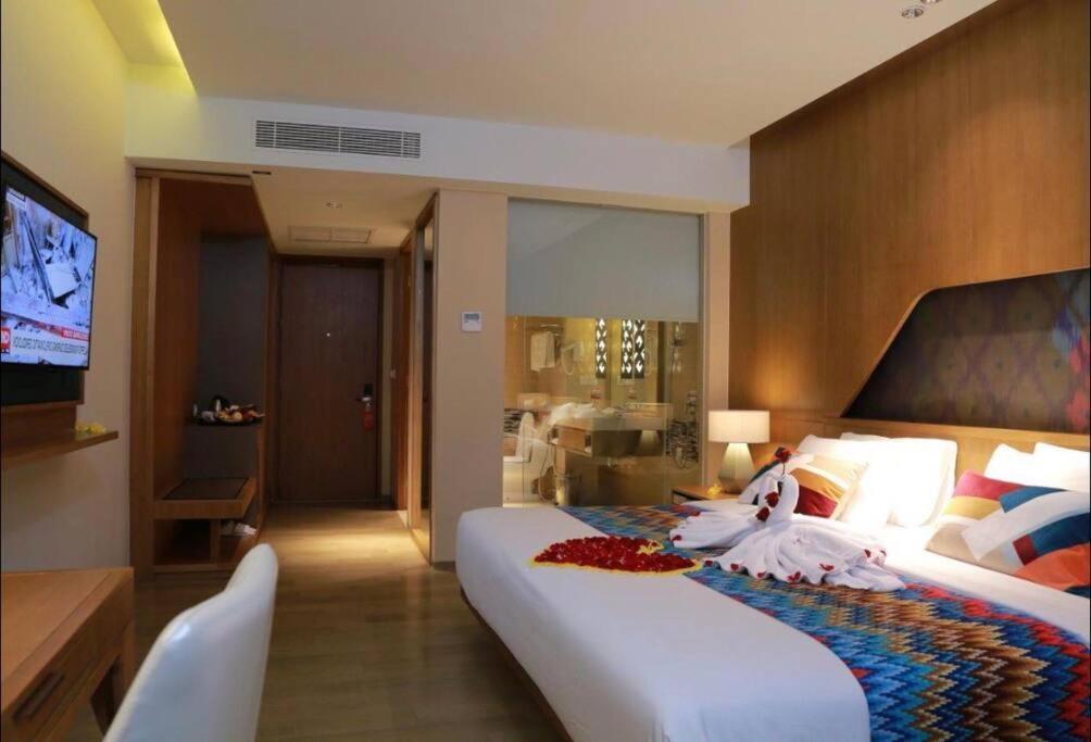 Narmada 1Br Deluxe Room Beach Cyn Senggigi Exterior photo